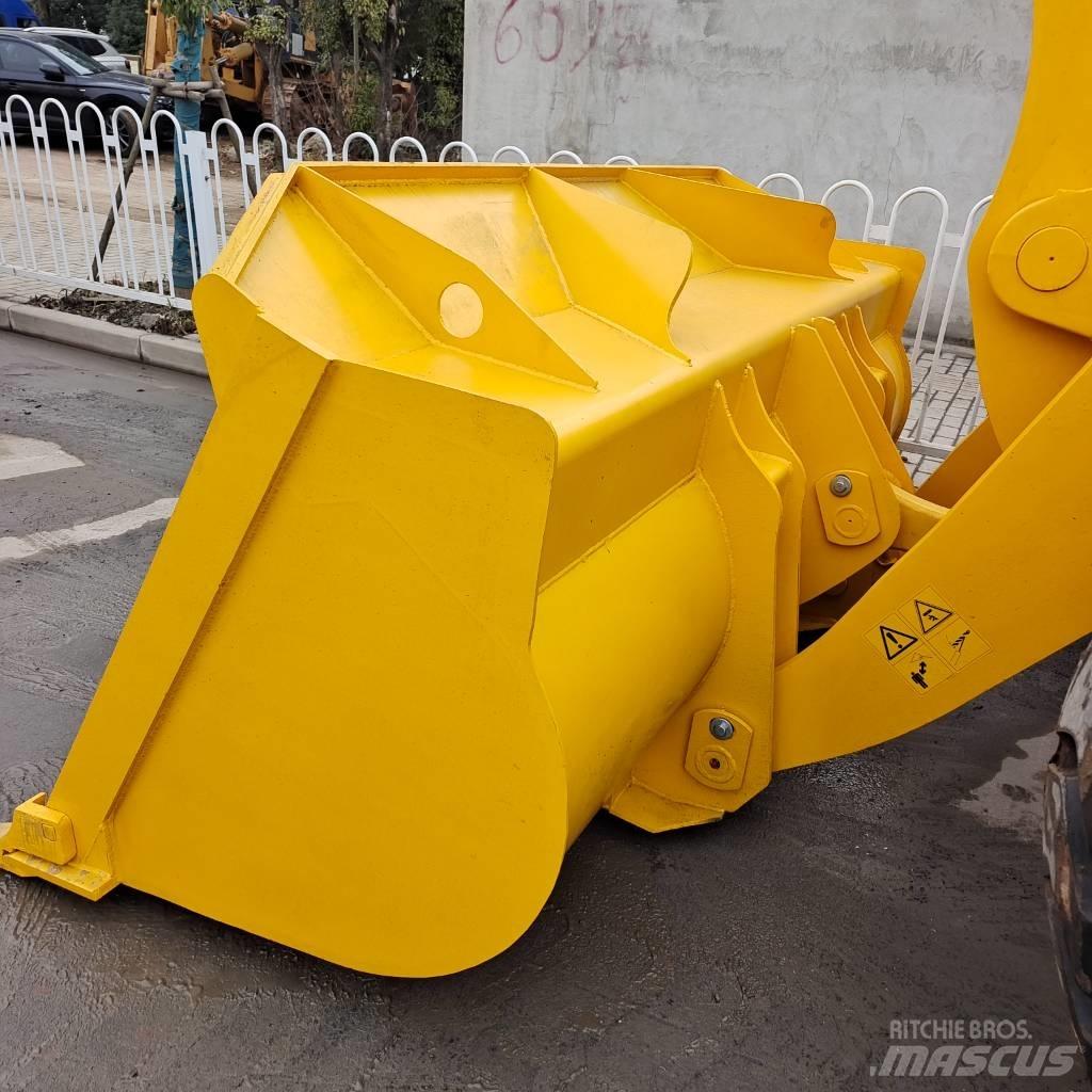 Komatsu WA 380-3 Gumikerekes homlokrakodók