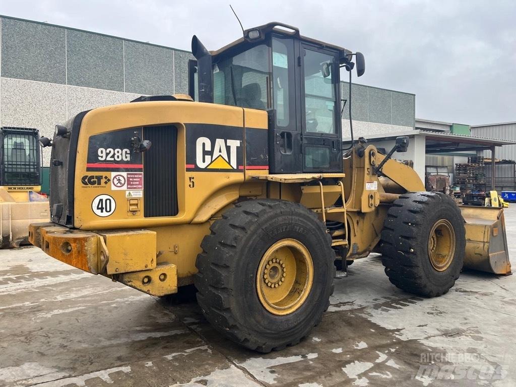 CAT 928 G Gumikerekes homlokrakodók