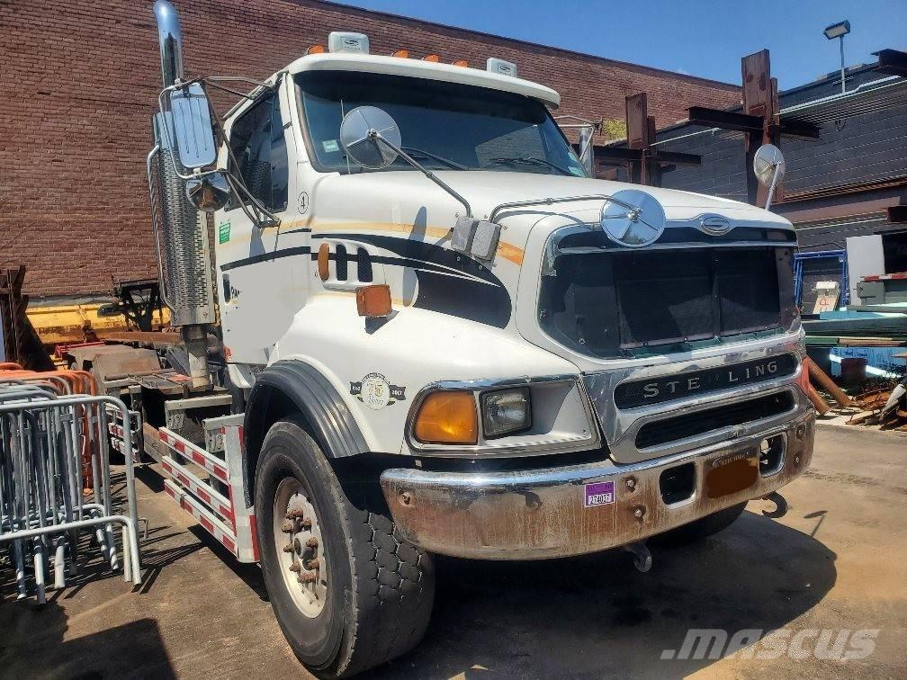 Sterling LT 9500 Multifunkciós teherautók