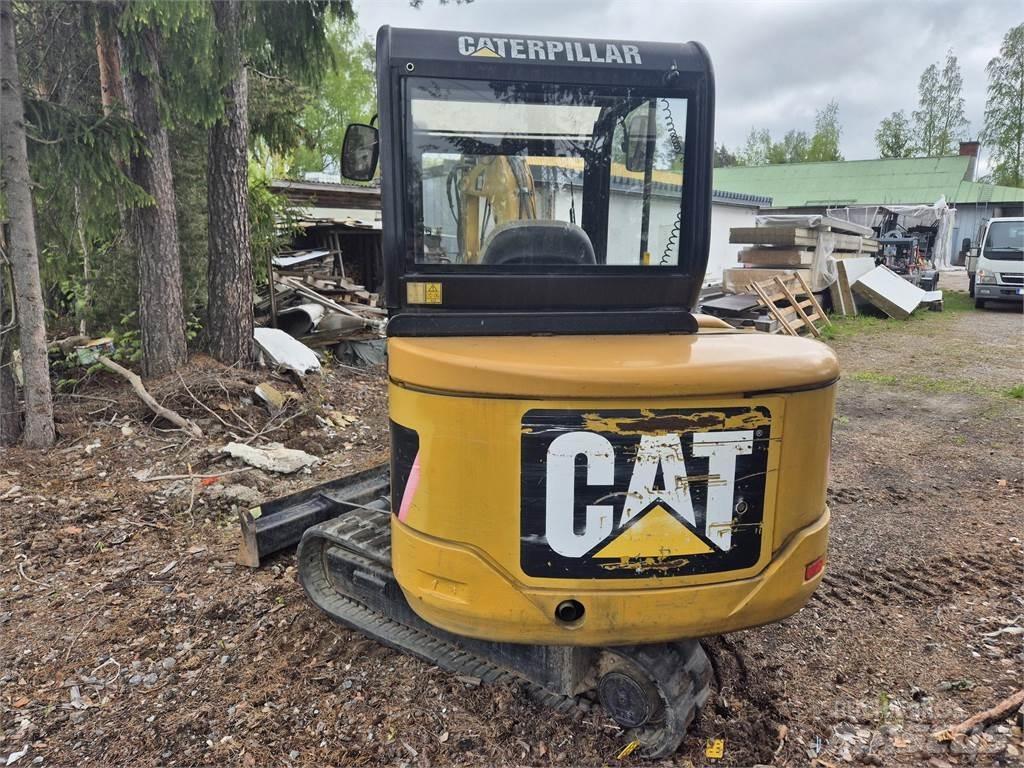 CAT 302.5C Mini kotrók < 7t