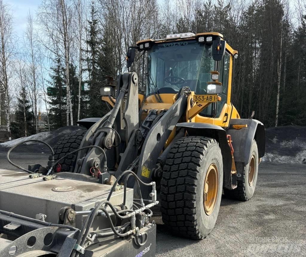 Volvo L 90 H Gumikerekes homlokrakodók