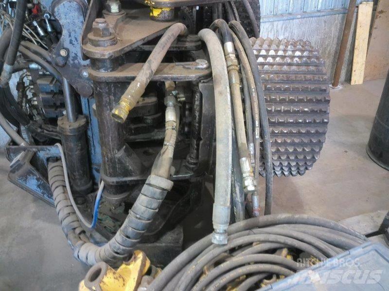 Kobelco SK 290 LC Lánctalpas kotrók