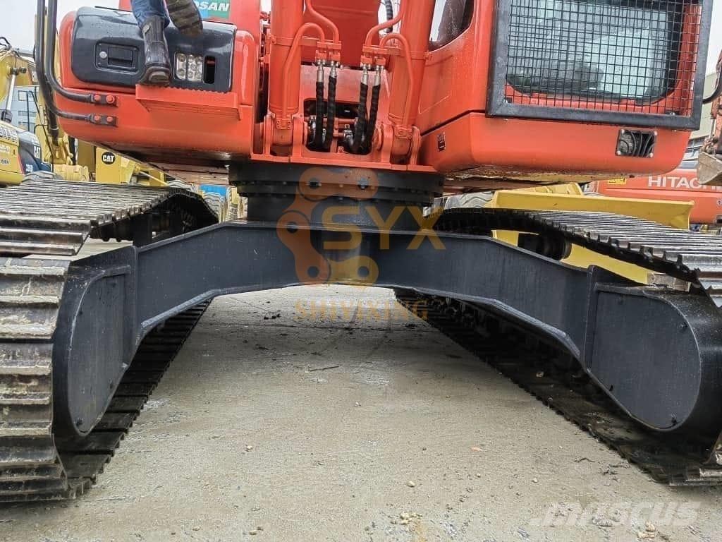 Doosan DX 225 LC Lánctalpas kotrók
