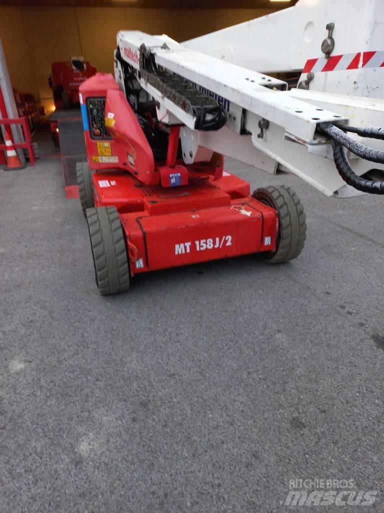 JLG E 450 AJ Karos emelők