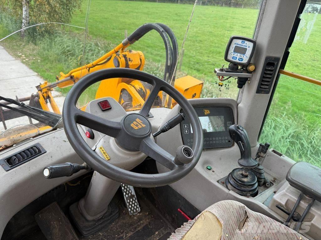 JCB 426B Gumikerekes homlokrakodók