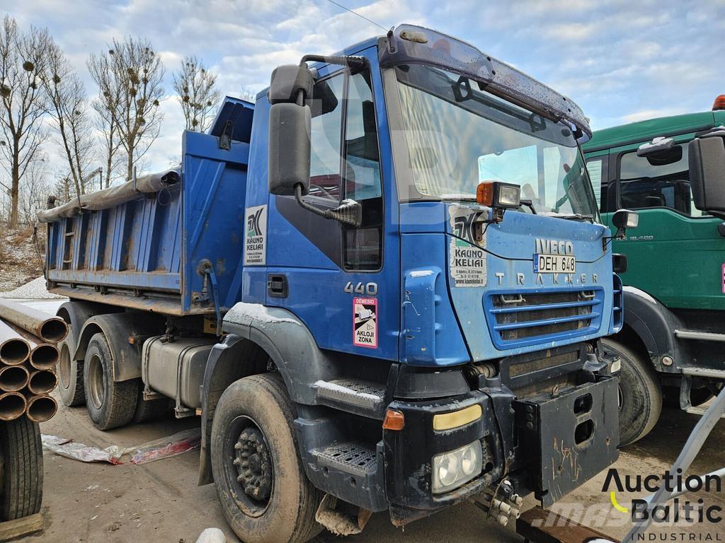 Iveco 260 E44 Billenő teherautók