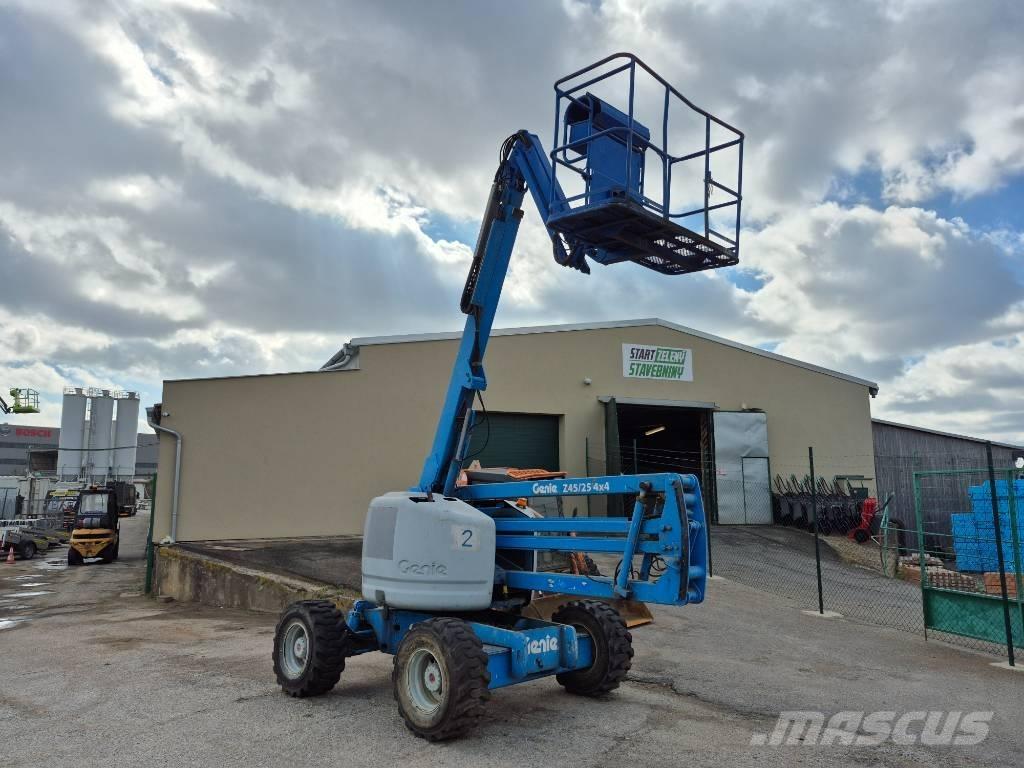 Genie Z 45/25 Karos emelők