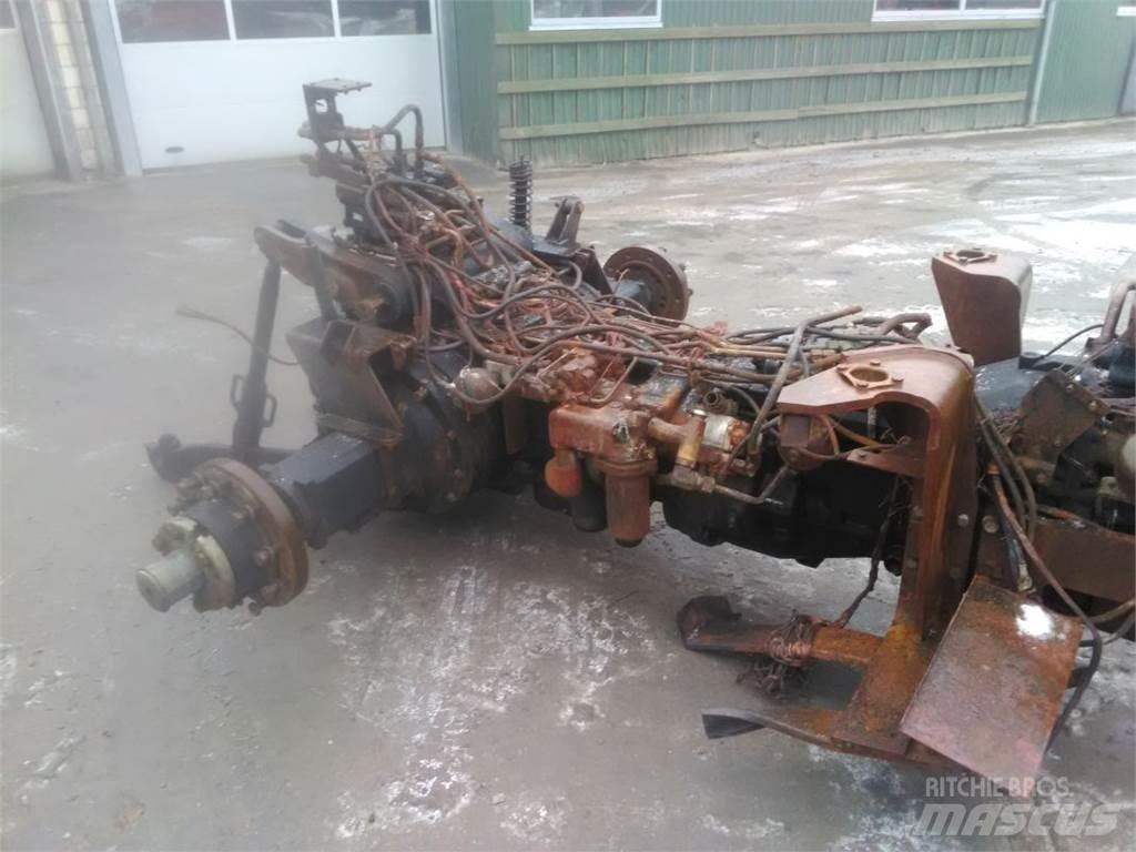 New Holland TM190 Traktorok