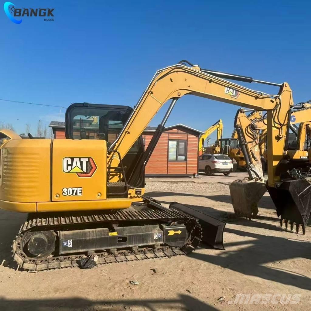 CAT 307E2 Lánctalpas kotrók