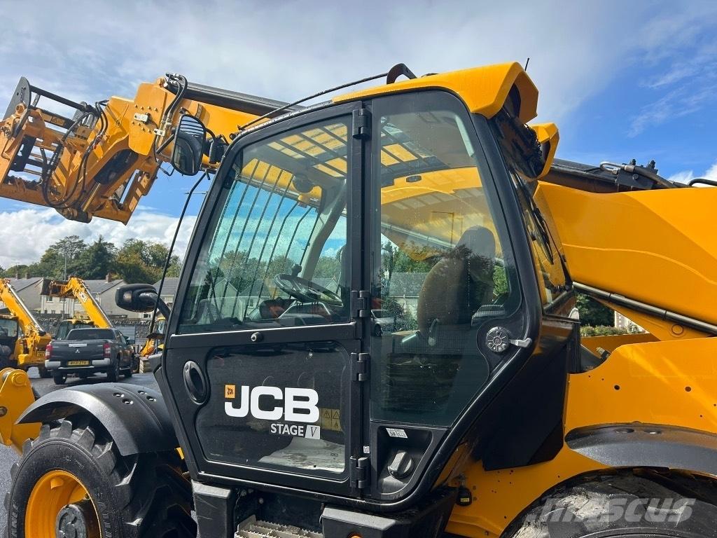 JCB 540-140 Sway / AC Teleszkópos rakodók