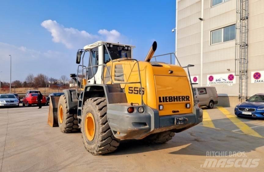 Liebherr 556 Gumikerekes homlokrakodók