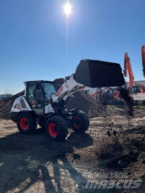 Bobcat L85 Gumikerekes homlokrakodók