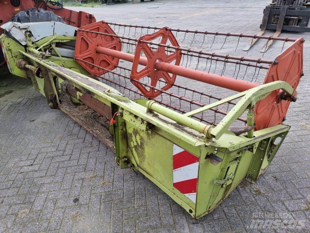 CLAAS 68s Kombájnok