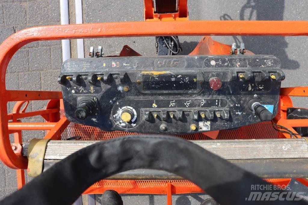 JLG 520AJ Karos emelők