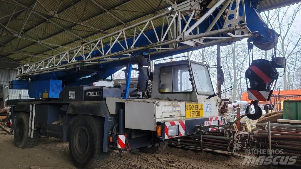 Liebherr LTM 1025 Terepdaruk