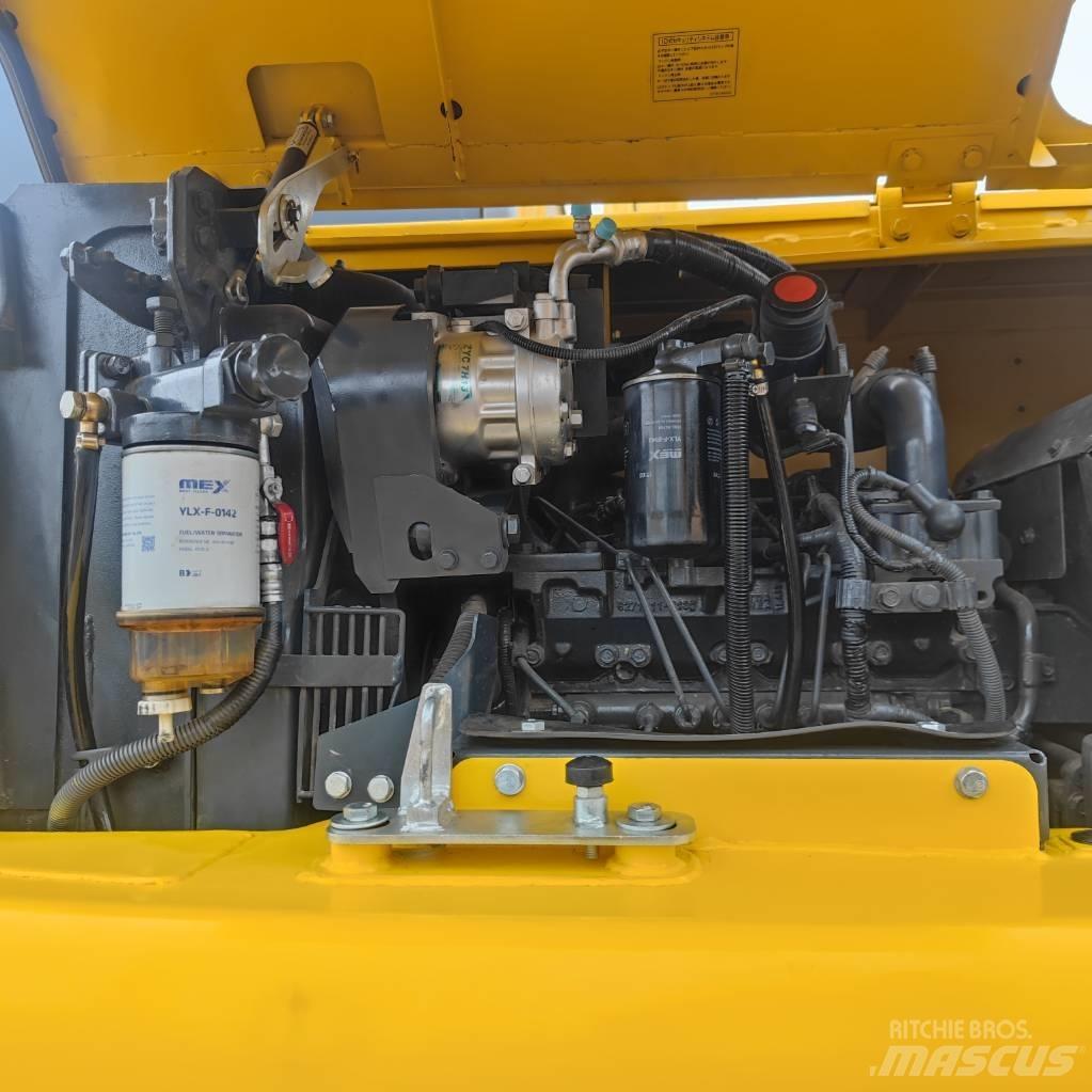 Komatsu PC 70 Mini kotrók < 7t