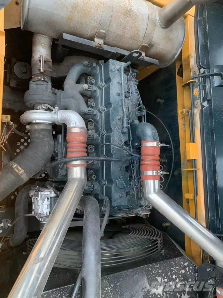 Hyundai R305LC-9T Lánctalpas kotrók