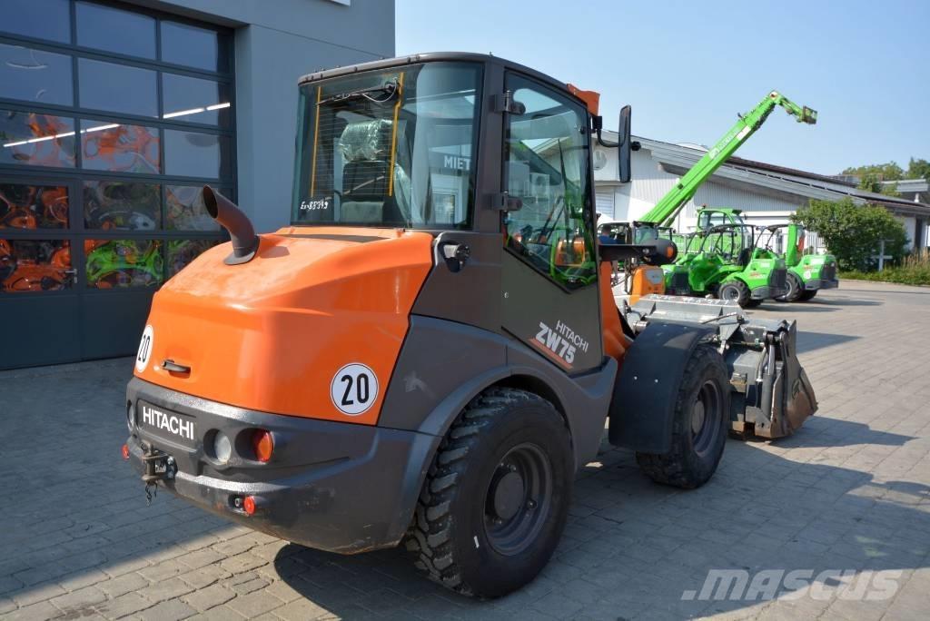 Hitachi ZW 75-6 Gumikerekes homlokrakodók