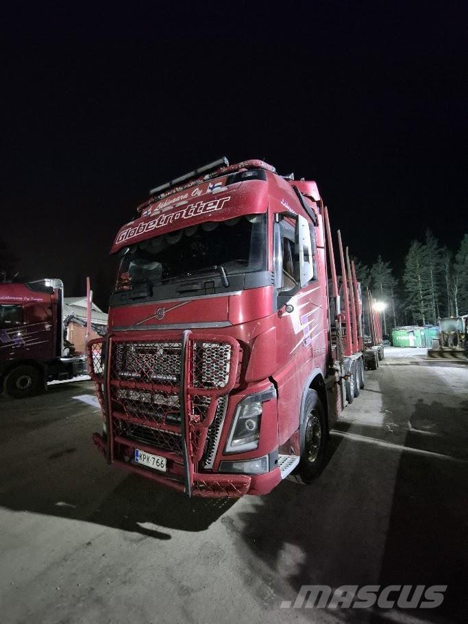 Volvo FH16 750 8x4 Rönkszállító teherautók