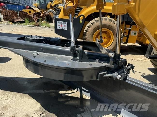 XCMG GR 180 Gréderek