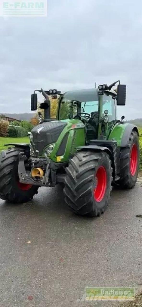 Fendt 724 vario Traktorok