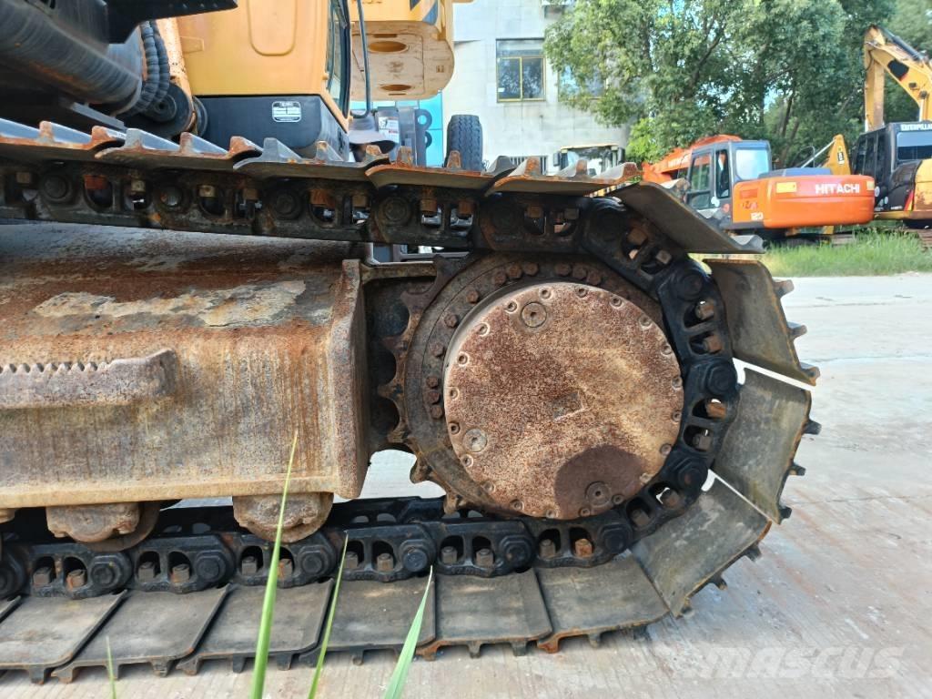 Hyundai R220LC-9 Lánctalpas kotrók