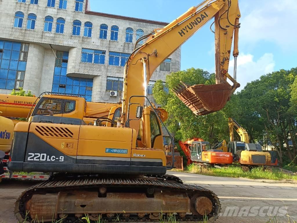 Hyundai R220LC-9 Lánctalpas kotrók