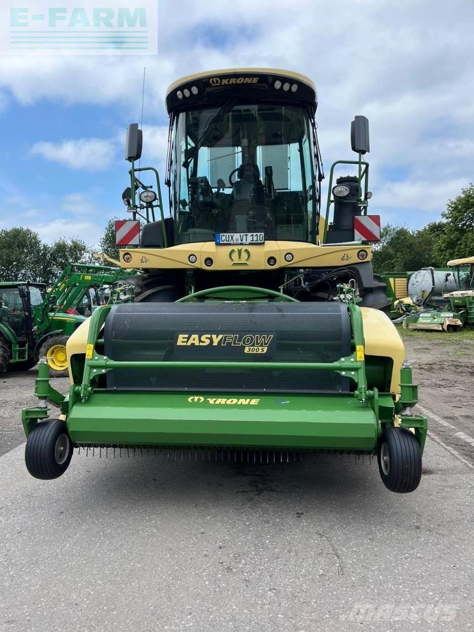 Krone Big X 630 Önjáró szecskázók