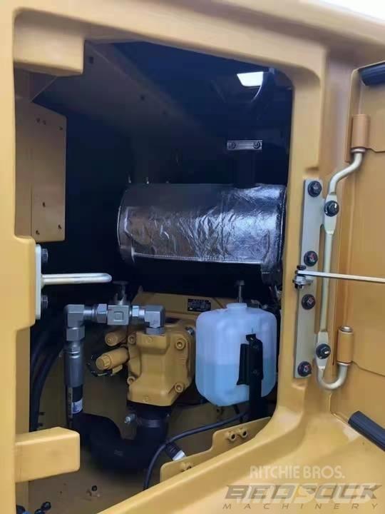 CAT 307.5 Mini kotrók < 7t