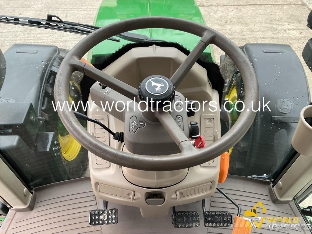 John Deere 6100 M Traktorok