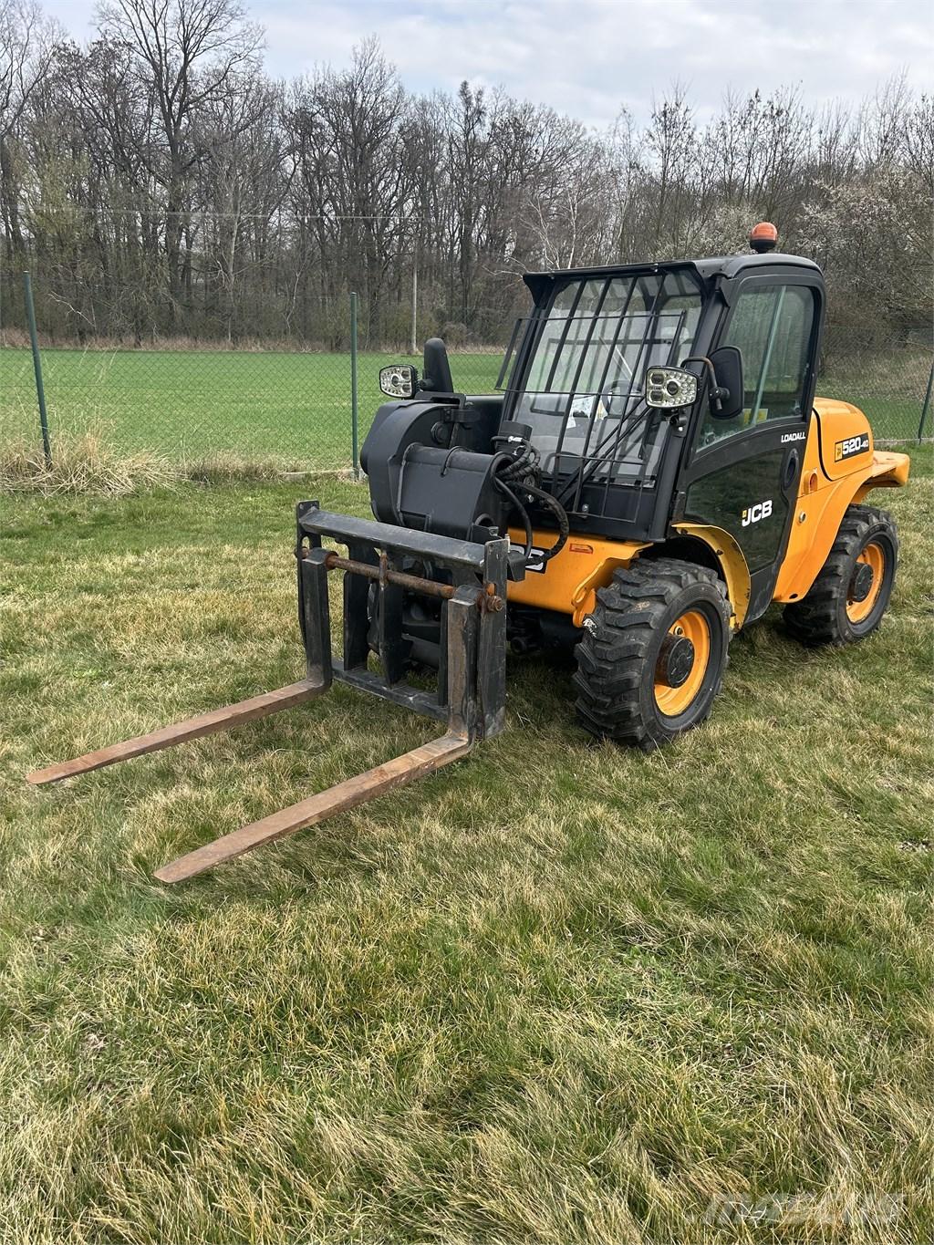 JCB 520-40 Teleszkópos rakodók