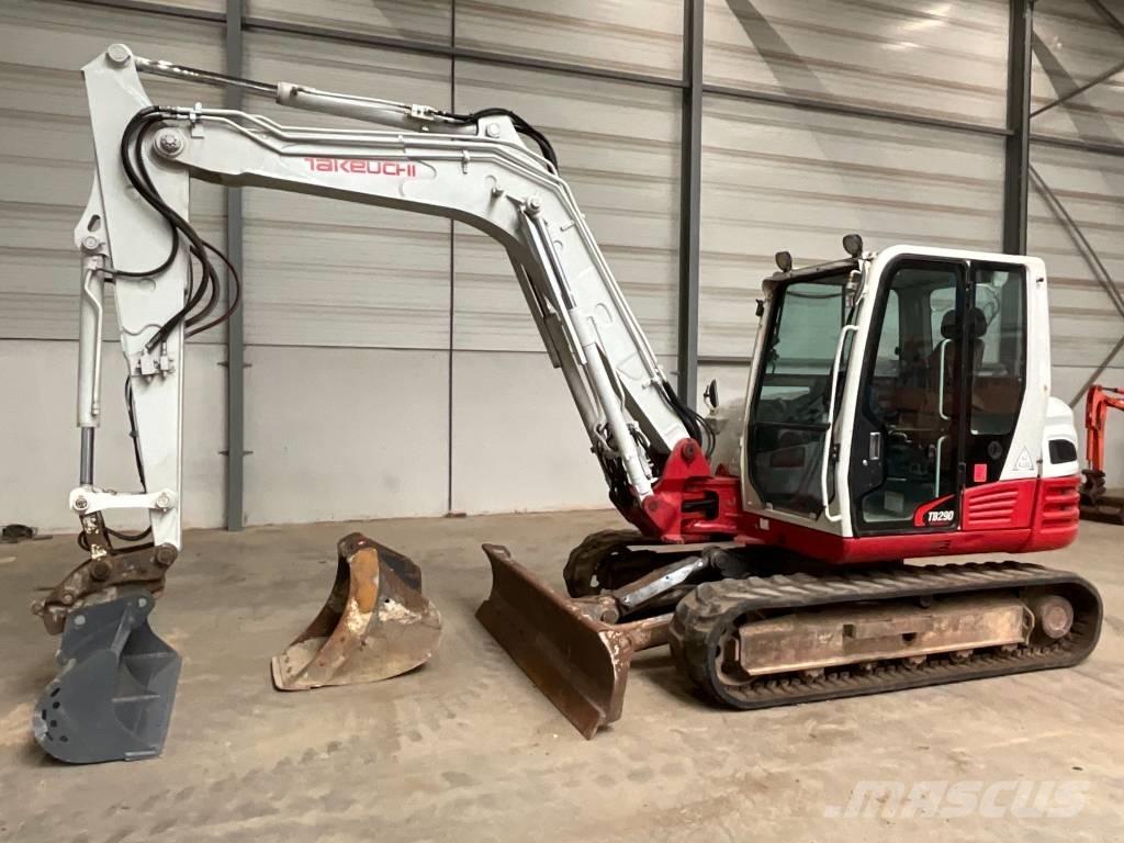 Takeuchi TB 290 Közepes (midi) kotrók 7 t - 12 t