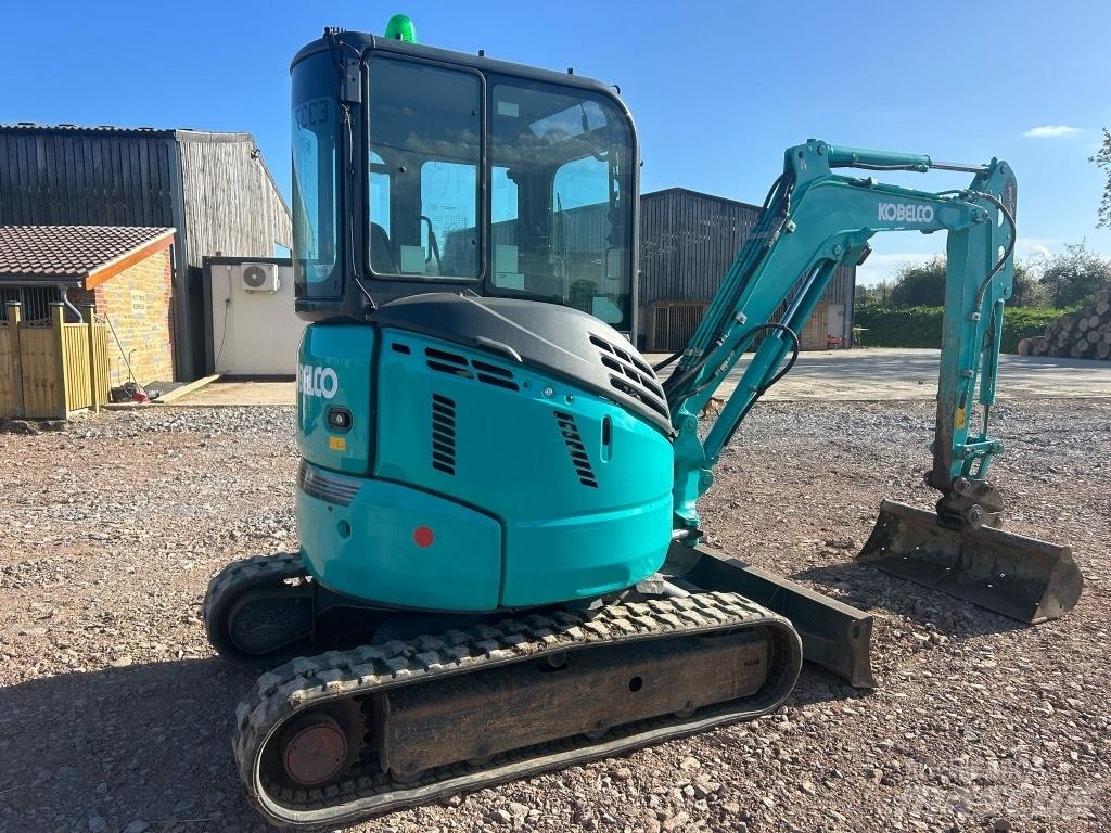 Kobelco SK 28 SR Mini kotrók < 7t