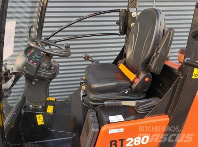 Kubota RT 280 Mini homlokrakodók