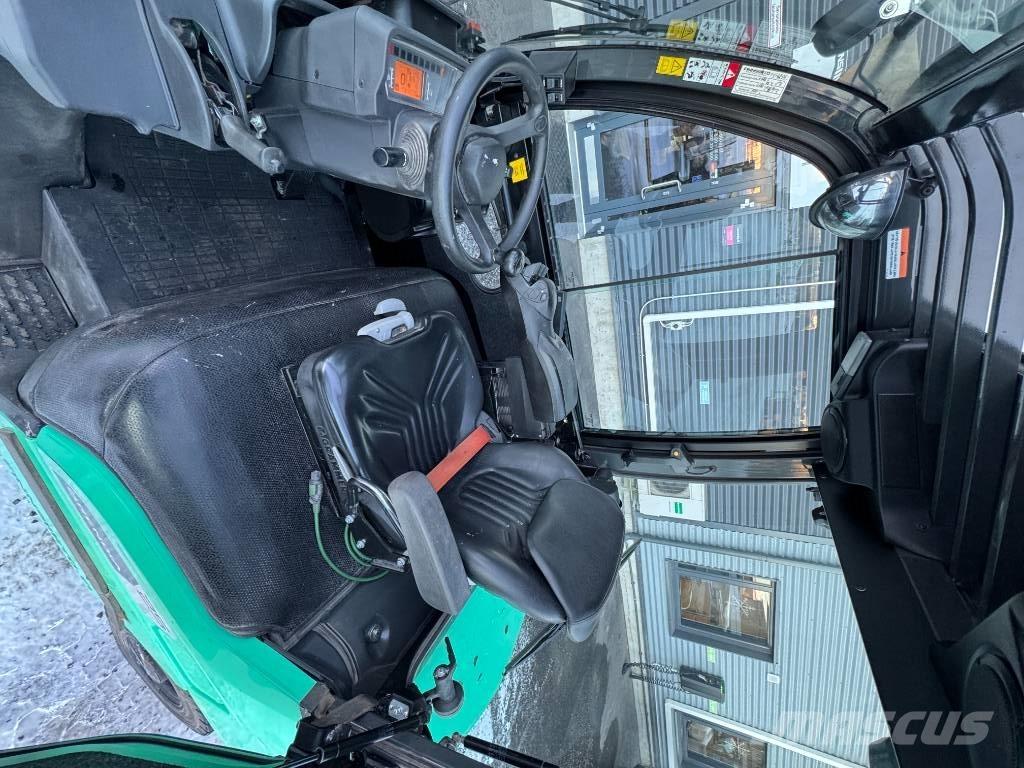 Mitsubishi FD25N3 Dízel targoncák