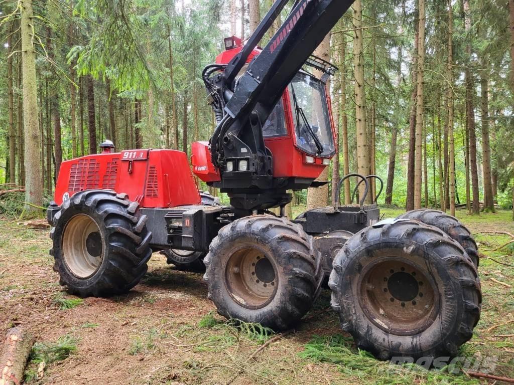 Valmet 911.3 Betakarítók