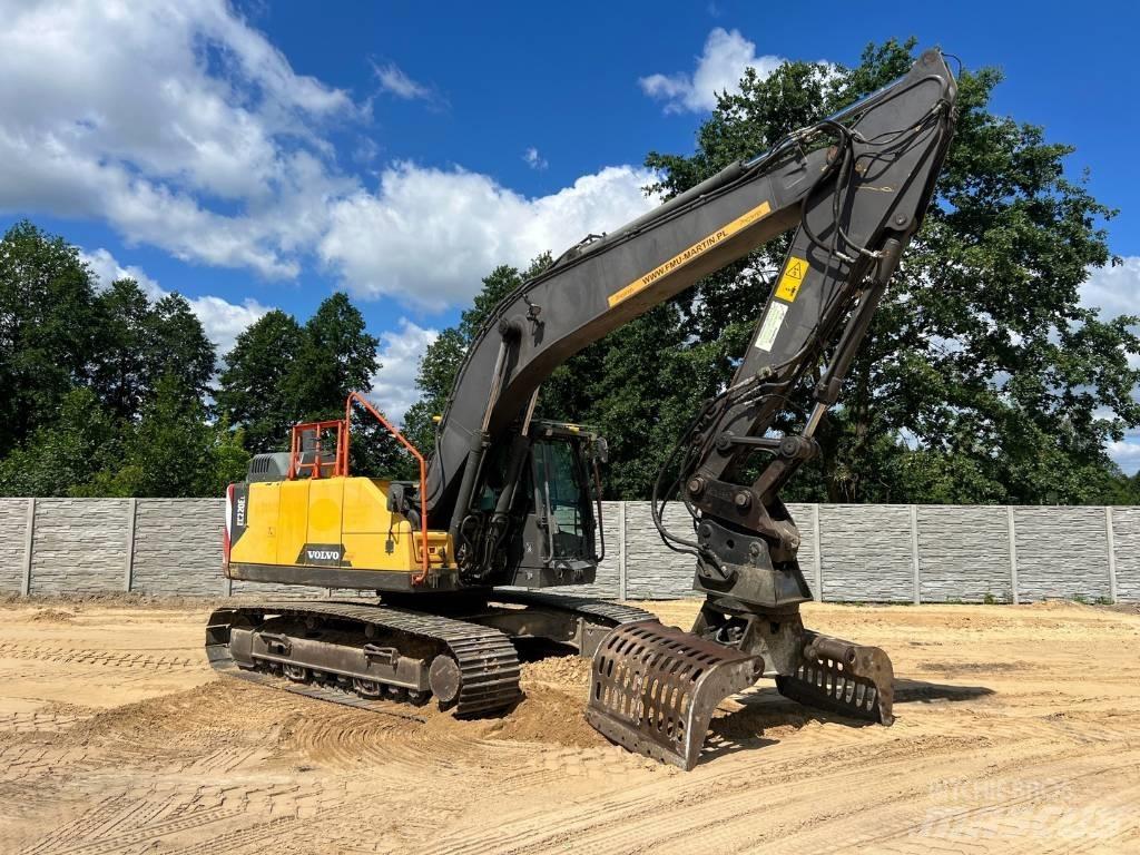 Volvo EC 220 DL Lánctalpas kotrók