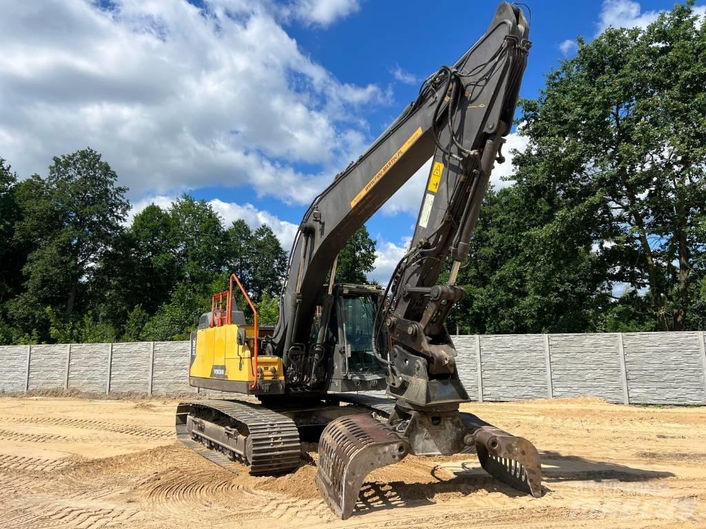 Volvo EC 220 DL Lánctalpas kotrók
