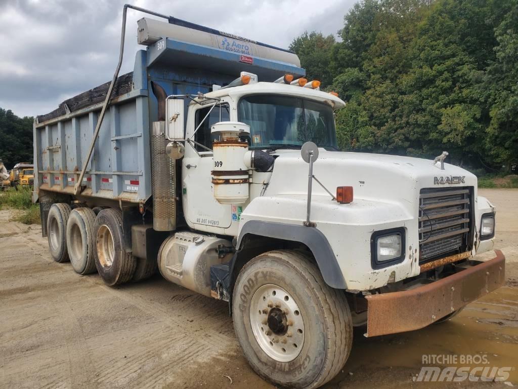 Mack RD688s Billenő teherautók