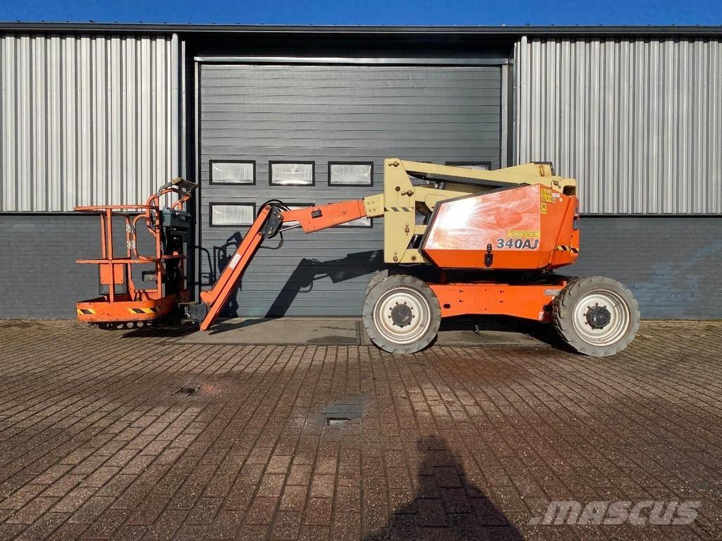 JLG 340AJ Karos emelők