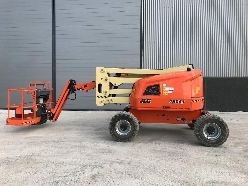 JLG 450 AJ Karos emelők