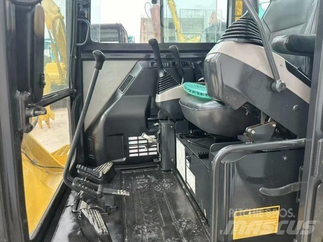 Komatsu PC 56 Mini kotrók < 7t
