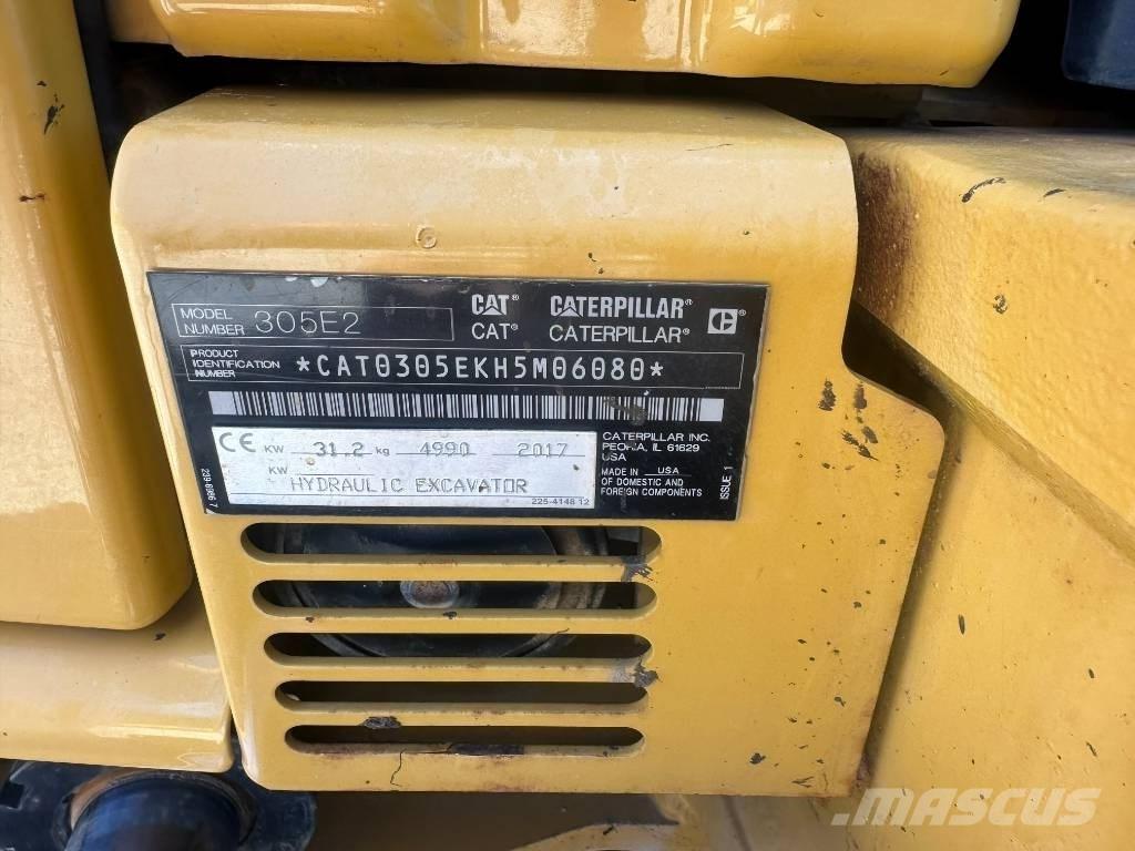 CAT 305 Mini kotrók < 7t