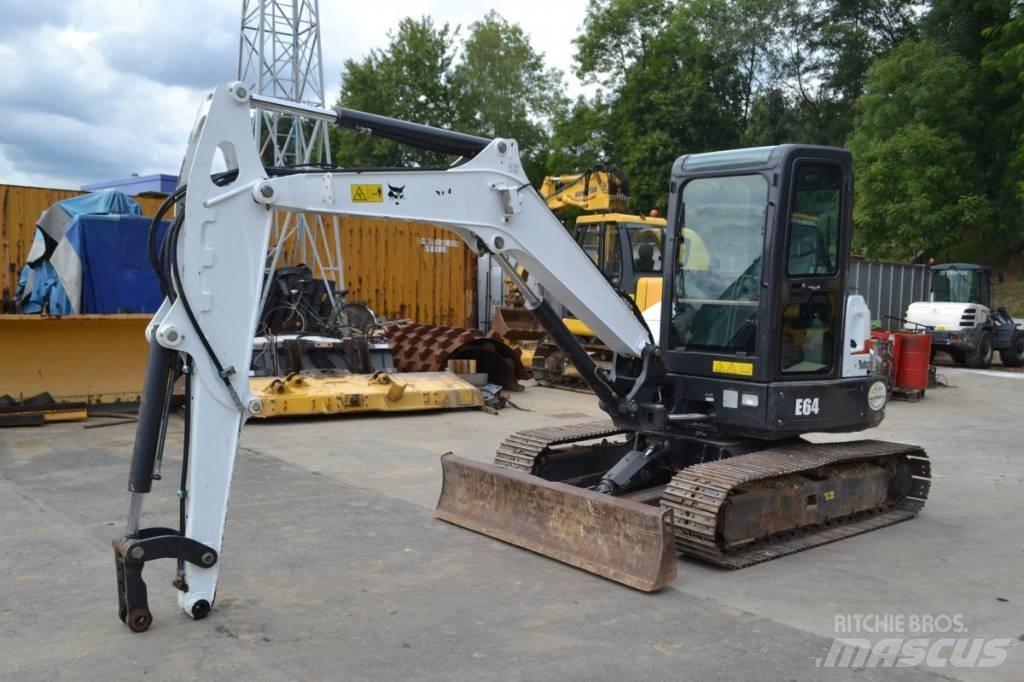 Bobcat E64 Mini kotrók < 7t