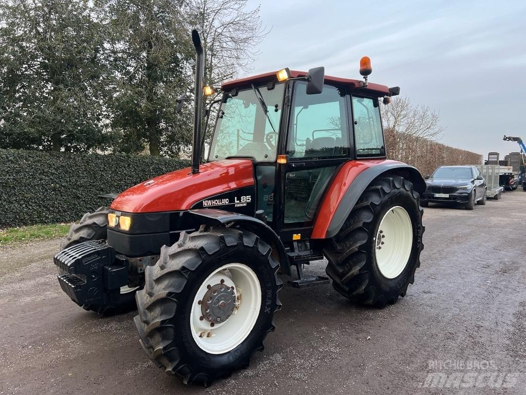 New Holland L 85 DT Traktorok
