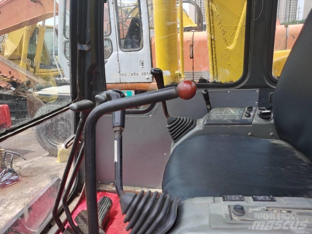 Komatsu PC60-7 Lánctalpas kotrók