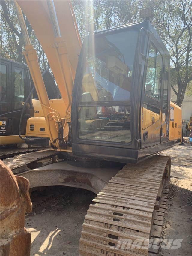 Hyundai R215-7 Lánctalpas kotrók