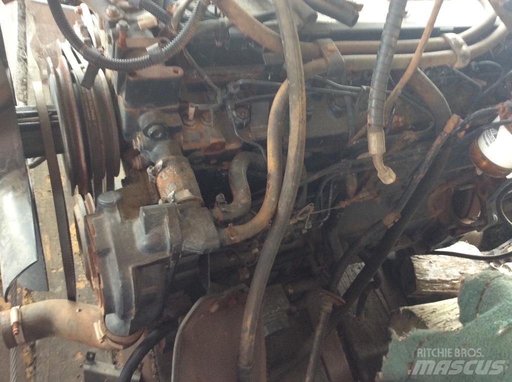 Massey Ferguson 4260 Motorok