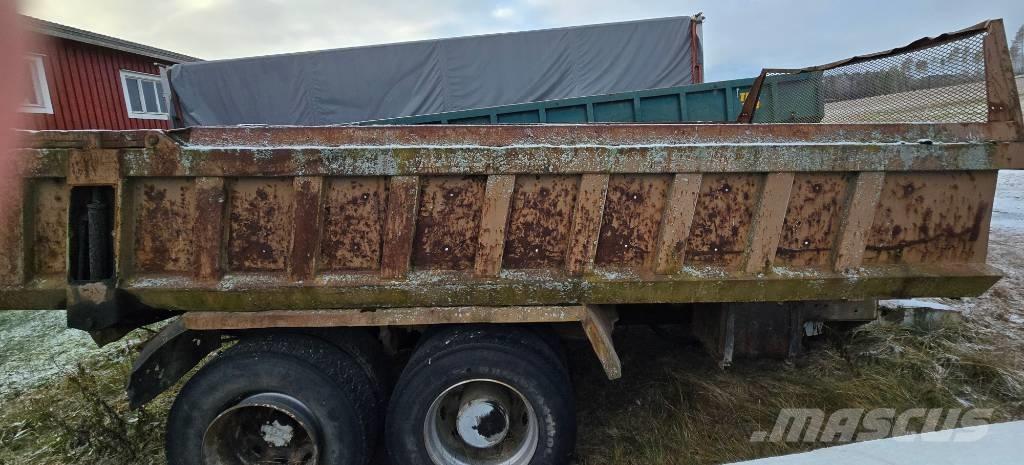 RKP Omavalmiste Billenő Mezőgazdasági pótkocsik