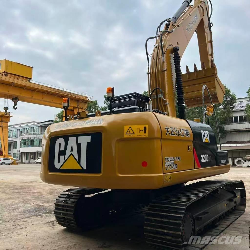 CAT 320 D Lánctalpas kotrók